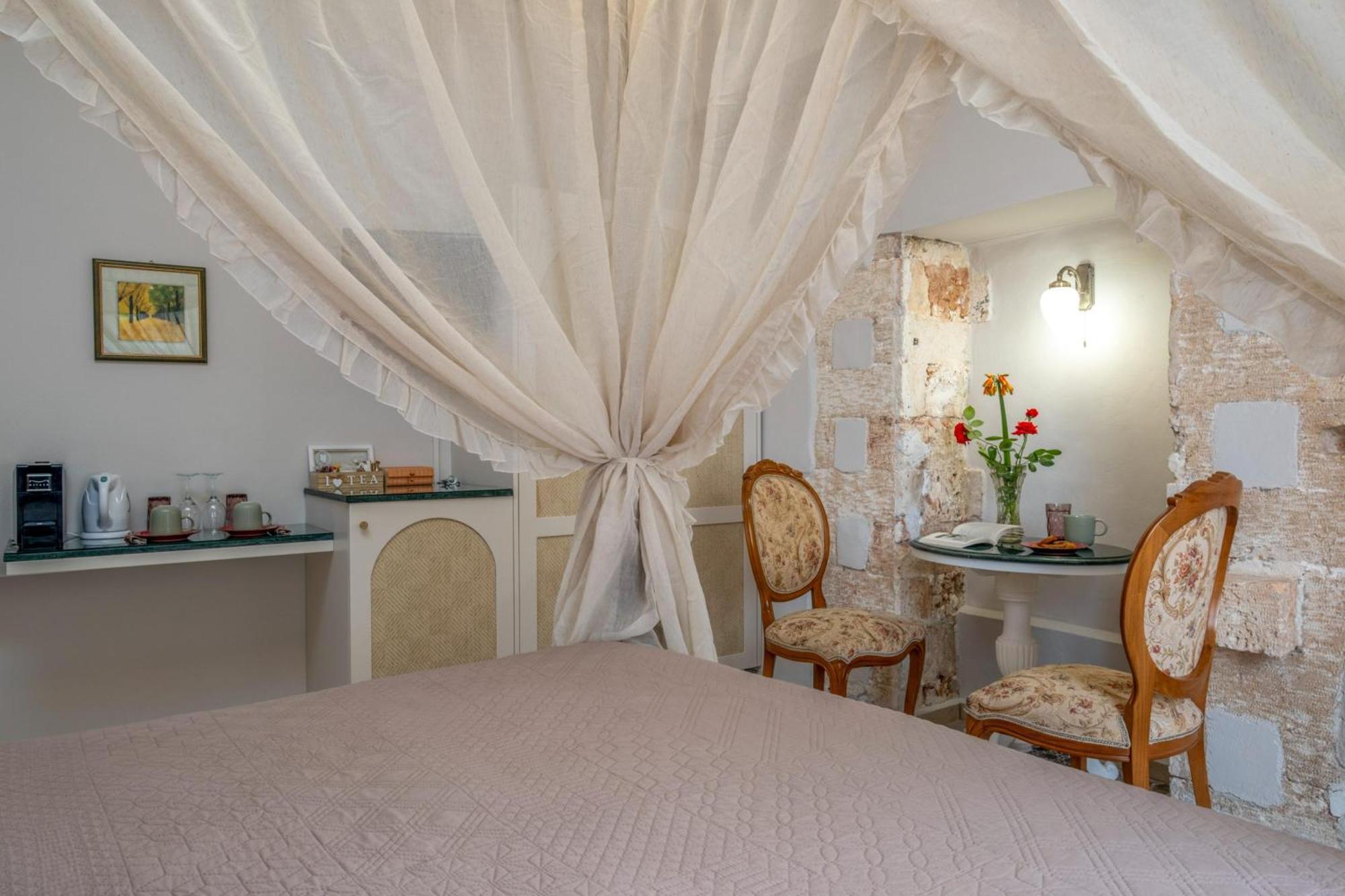 Santa Elena Boutique Rooms Chania  Bagian luar foto