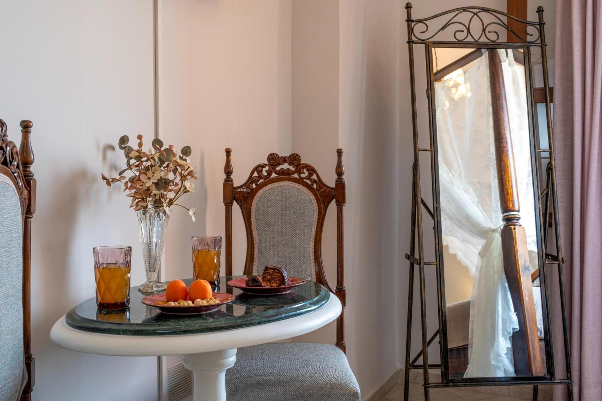 Santa Elena Boutique Rooms Chania  Bagian luar foto